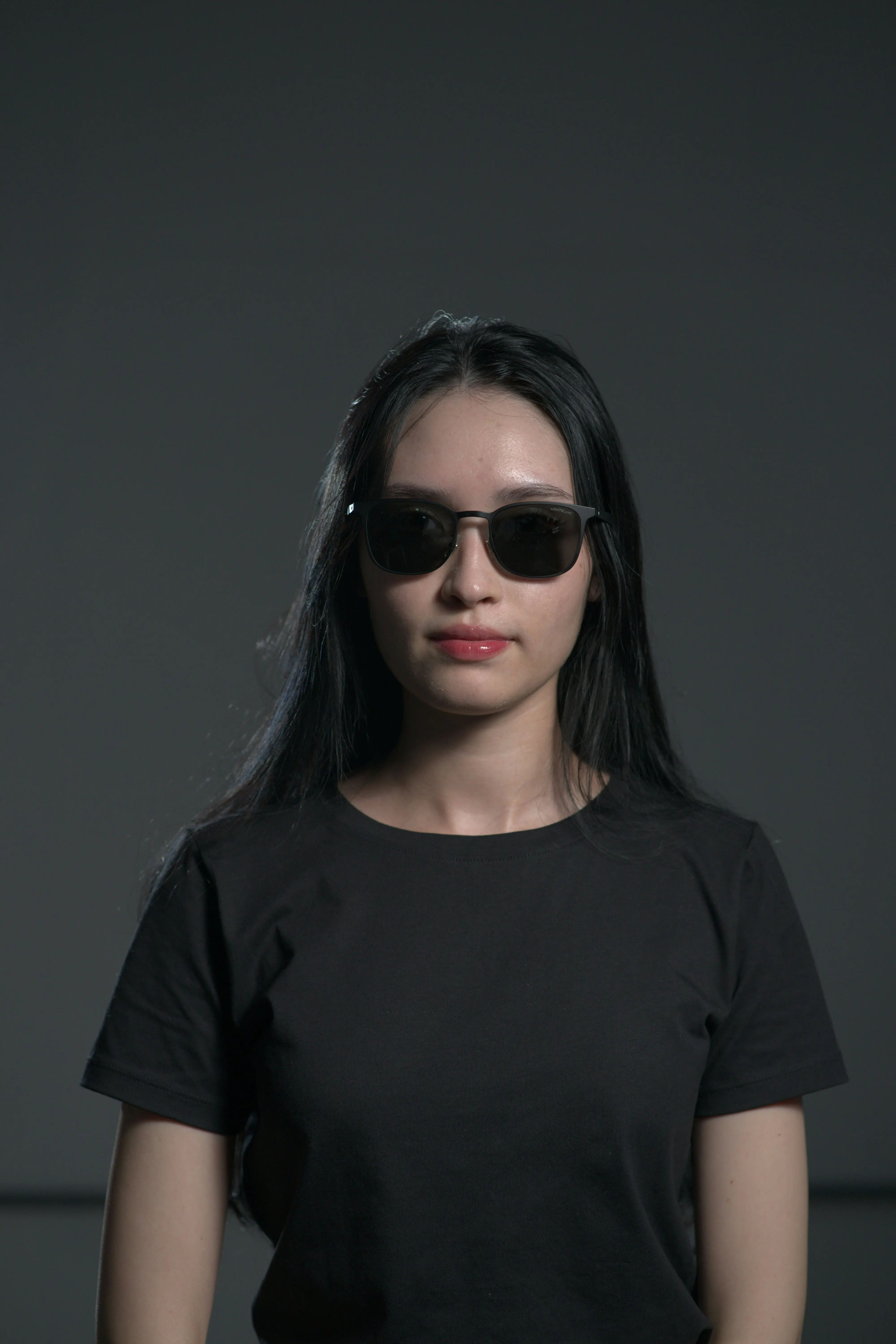 王丽 (Wang Li)